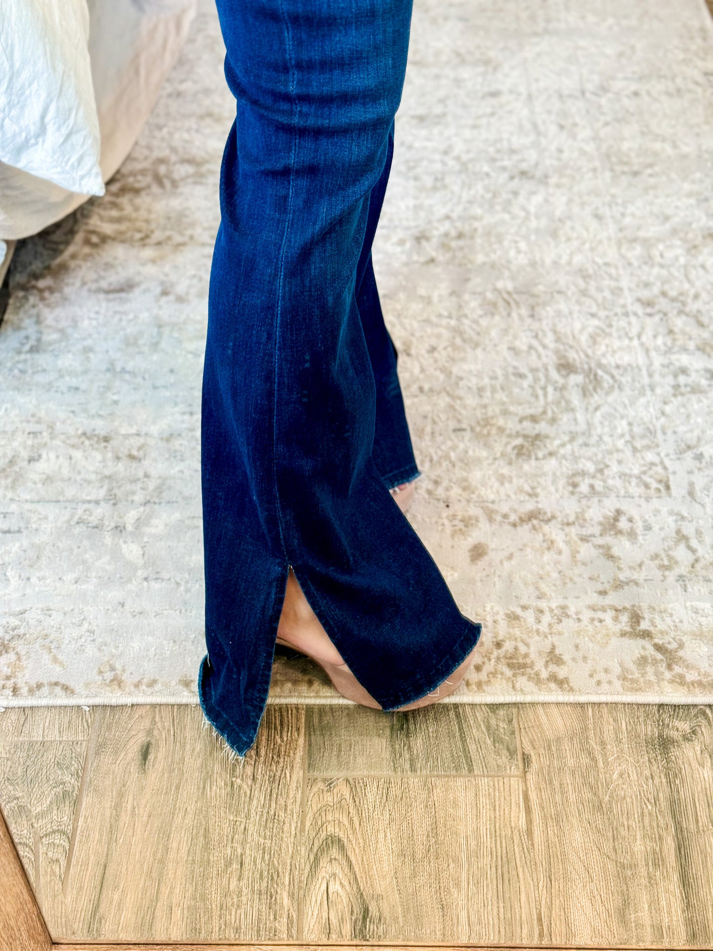 Split Flare Jeans