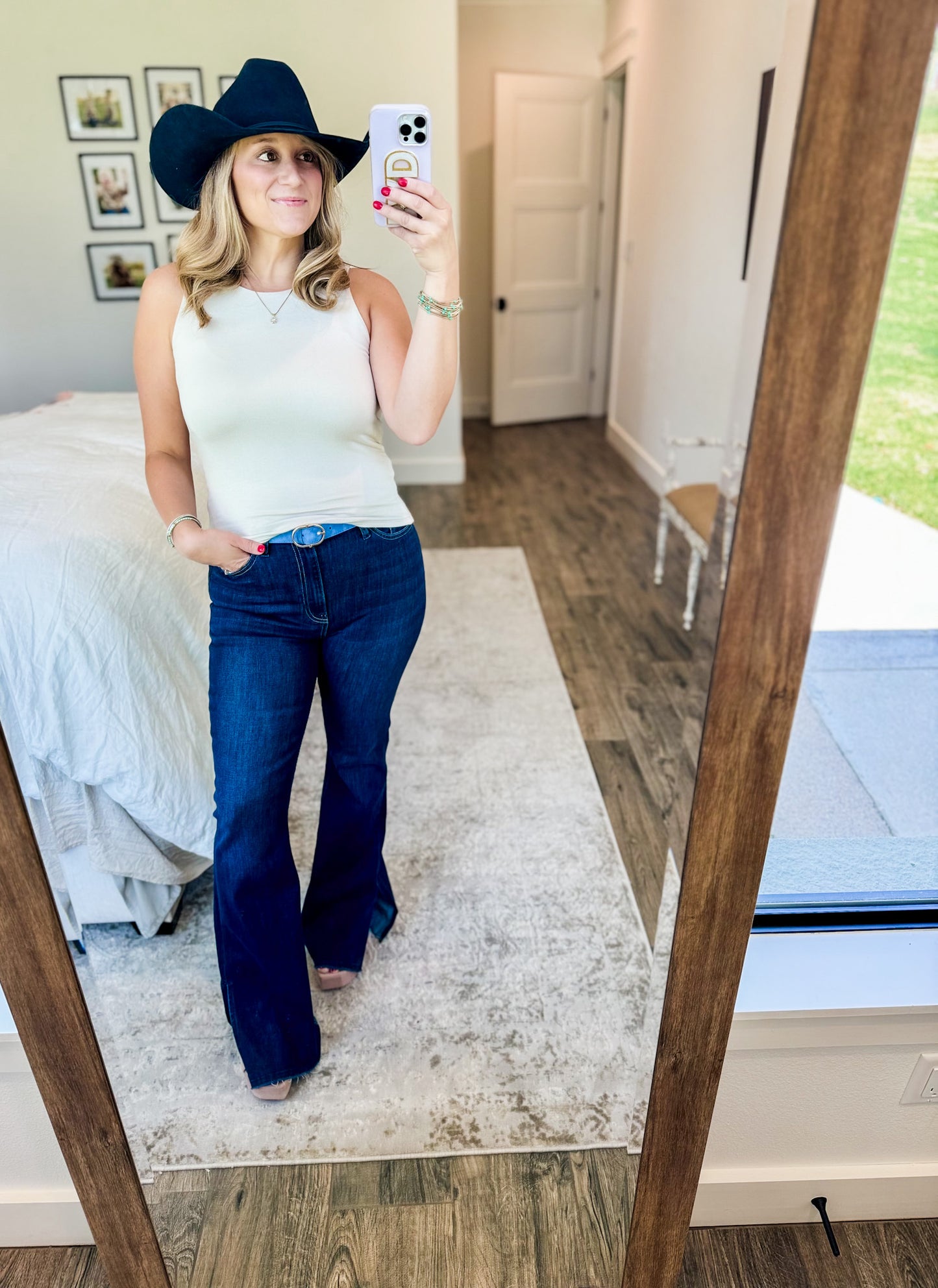 Split Flare Jeans