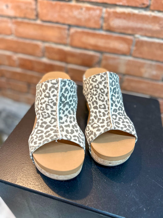 Besito 2 Wedge Heels